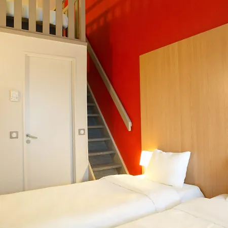 Montpellier 2 Otel 2*