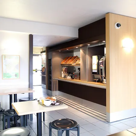 Montpellier 2 2* Saint-Jean-de-Védas