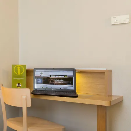 Montpellier 2 Otel 2*